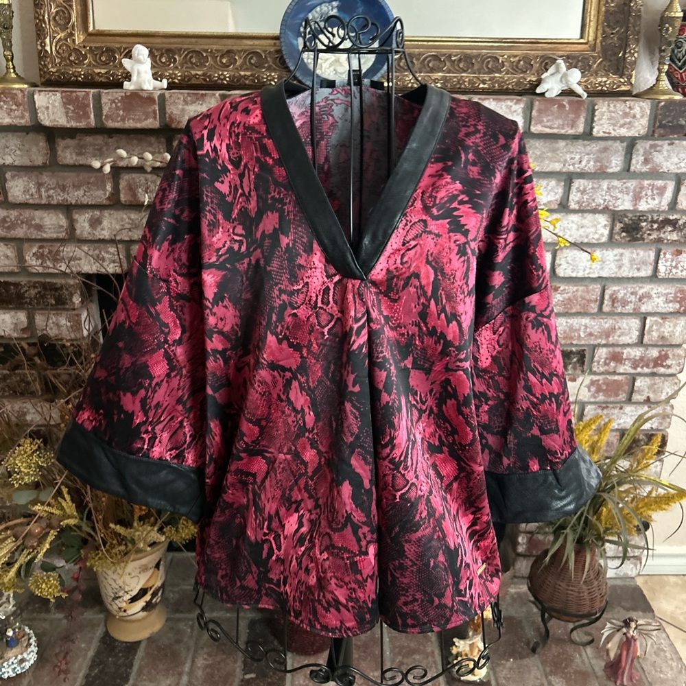 Mark New York Red Satin Snakeskin Print Top Faux Leather Trim Dolman Sleeve Sz L